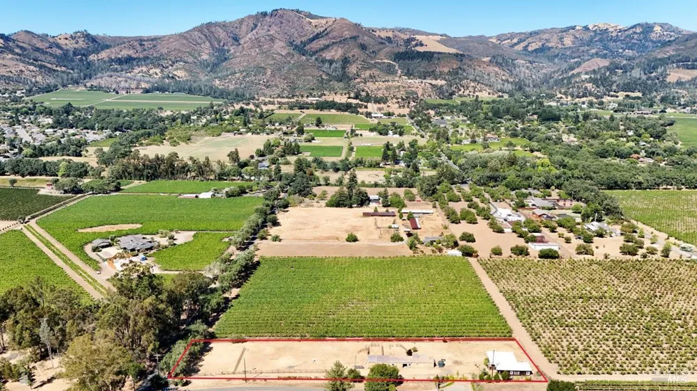 1130 Lawndale Road Kenwood, CA 95452