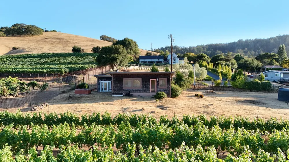 1130 Lawndale Road Kenwood, CA 95452