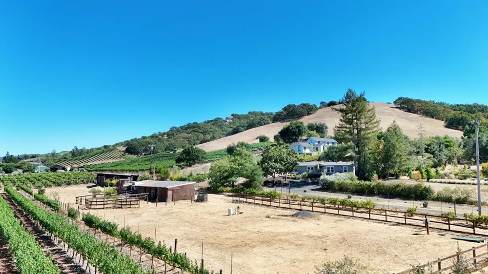 1130 Lawndale Road Kenwood, CA 95452