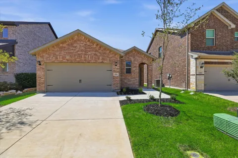 3311 Dahlia Drive