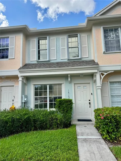 16743 Hemingway Dr #16743