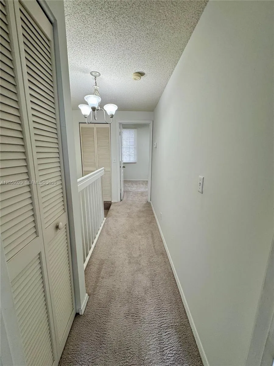 16743 Hemingway Dr #16743 Weston, FL 33326