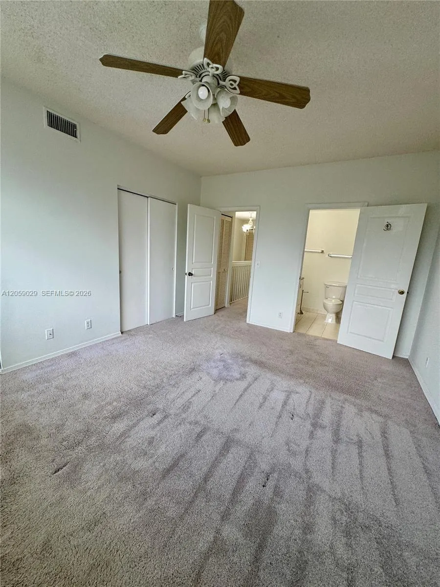 16743 Hemingway Dr #16743 Weston, FL 33326