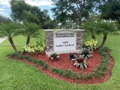 16743 Hemingway Dr #16743 Weston, FL 33326