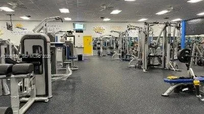 16743 Hemingway Dr #16743 Weston, FL 33326