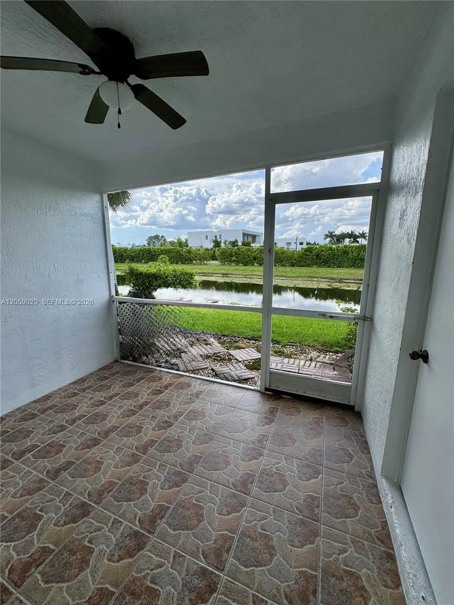 16743 Hemingway Dr #16743 Weston, FL 33326