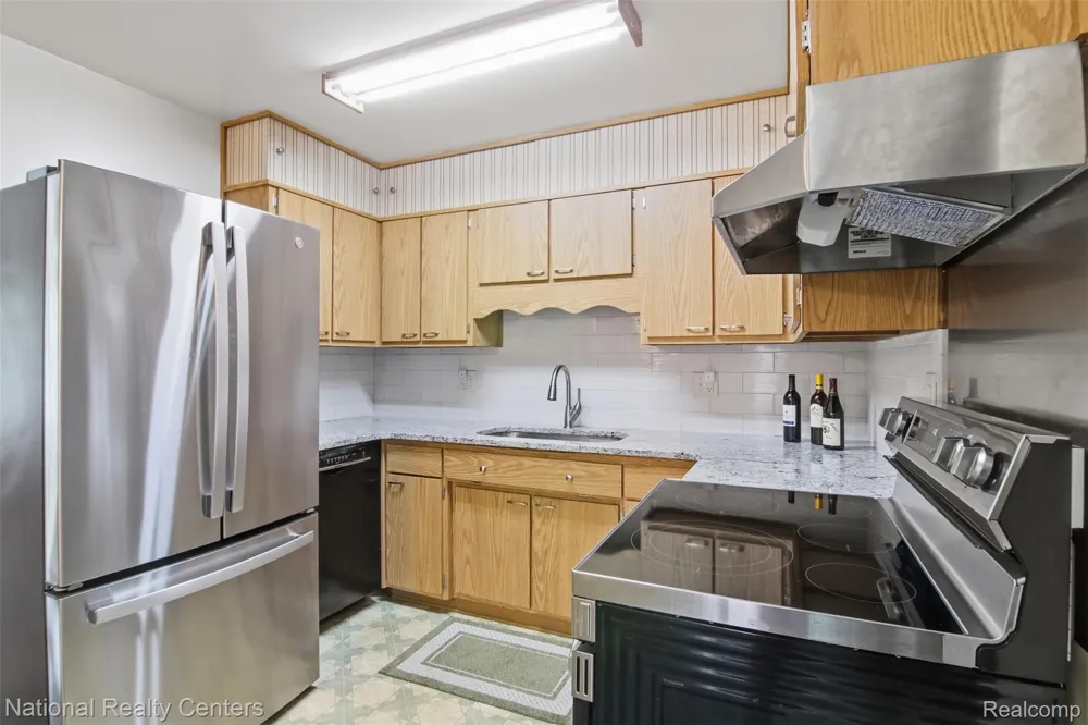 30469 Grandview Avenue Westland City, MI 48186