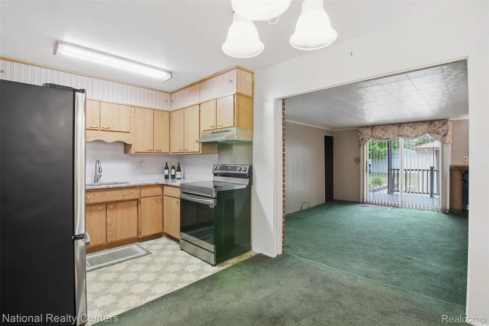 30469 Grandview Avenue Westland City, MI 48186