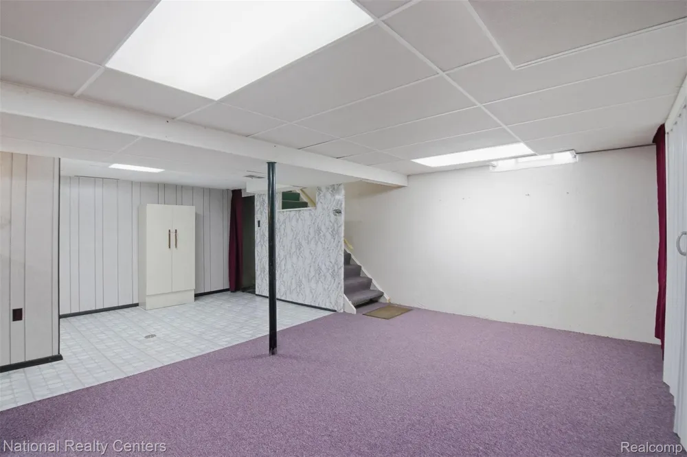 30469 Grandview Avenue Westland City, MI 48186