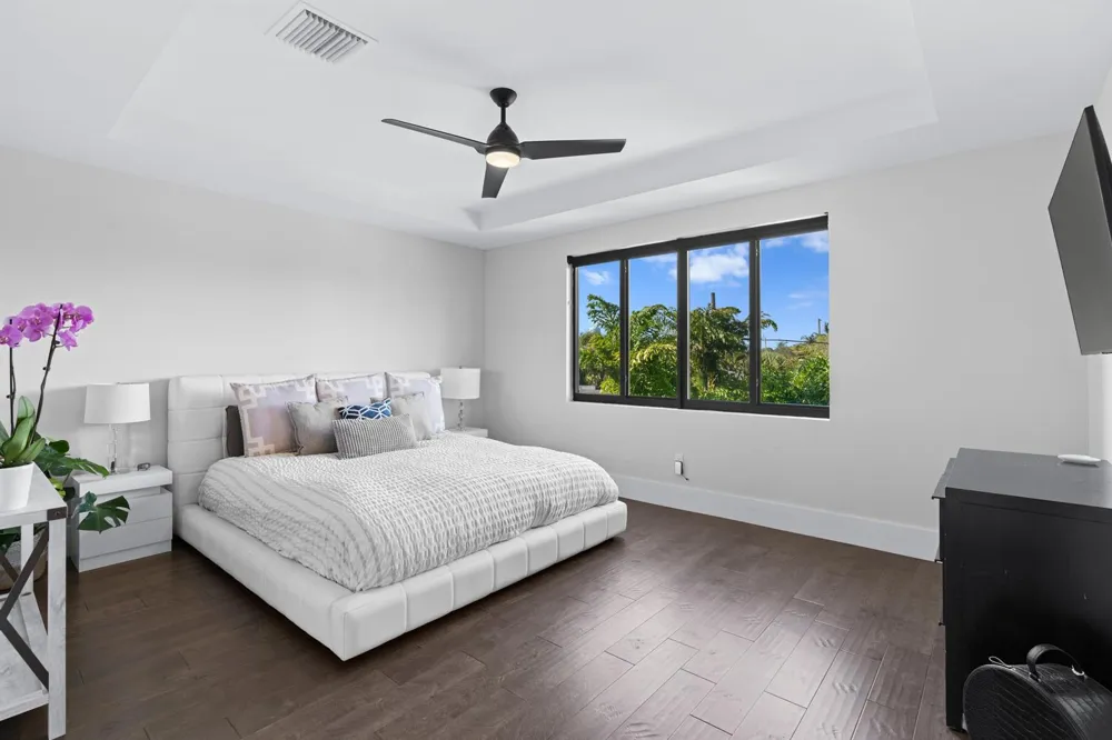 238 SE 4TH AVENUE Delray Beach, FL 33483