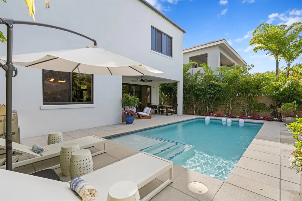 238 SE 4TH AVENUE Delray Beach, FL 33483