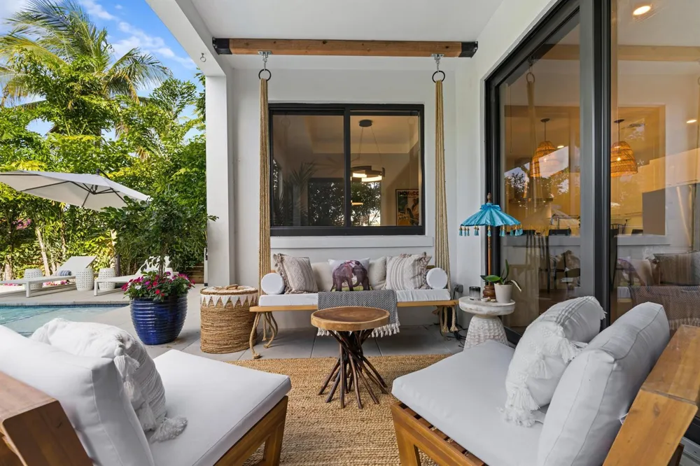 238 SE 4TH AVENUE Delray Beach, FL 33483