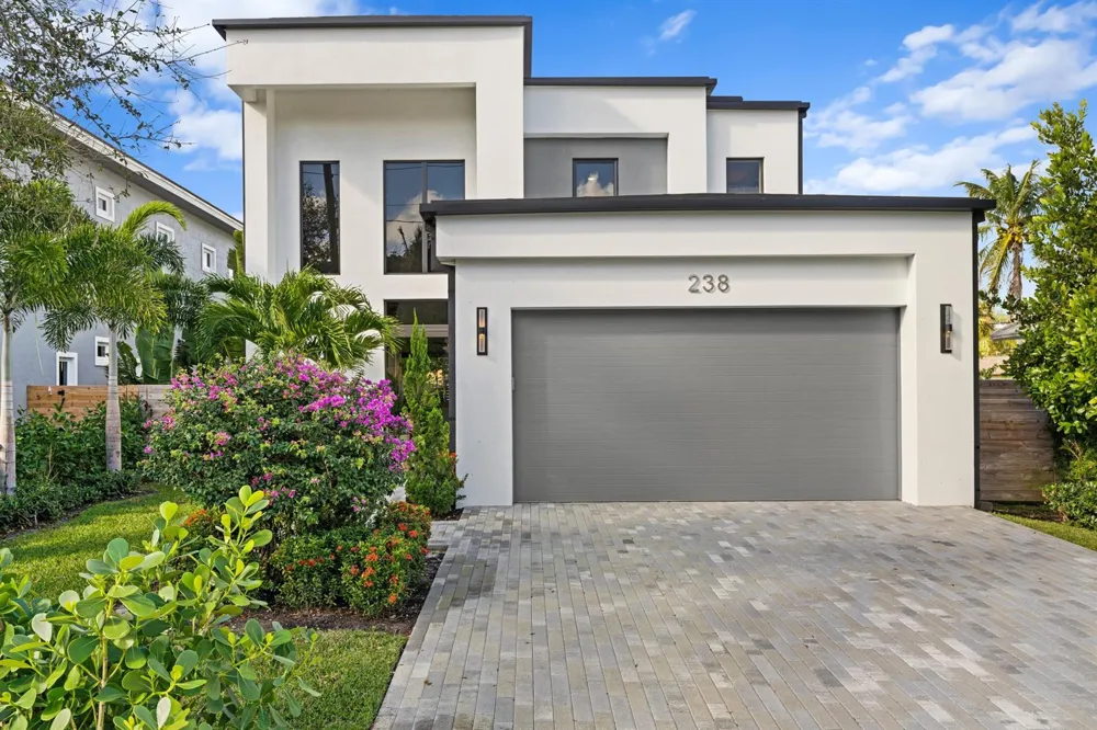 238 SE 4TH AVENUE Delray Beach, FL 33483