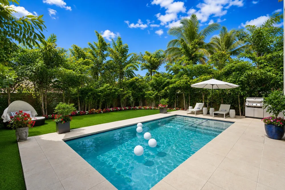 238 SE 4TH AVENUE Delray Beach, FL 33483