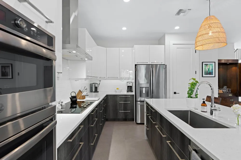 238 SE 4TH AVENUE Delray Beach, FL 33483