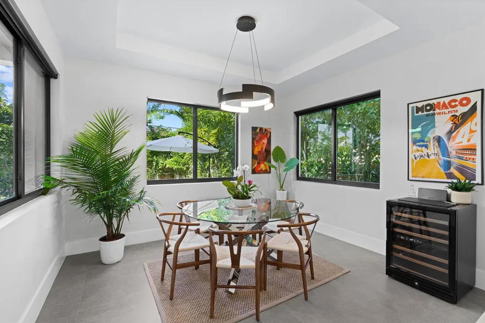 238 SE 4TH AVENUE Delray Beach, FL 33483