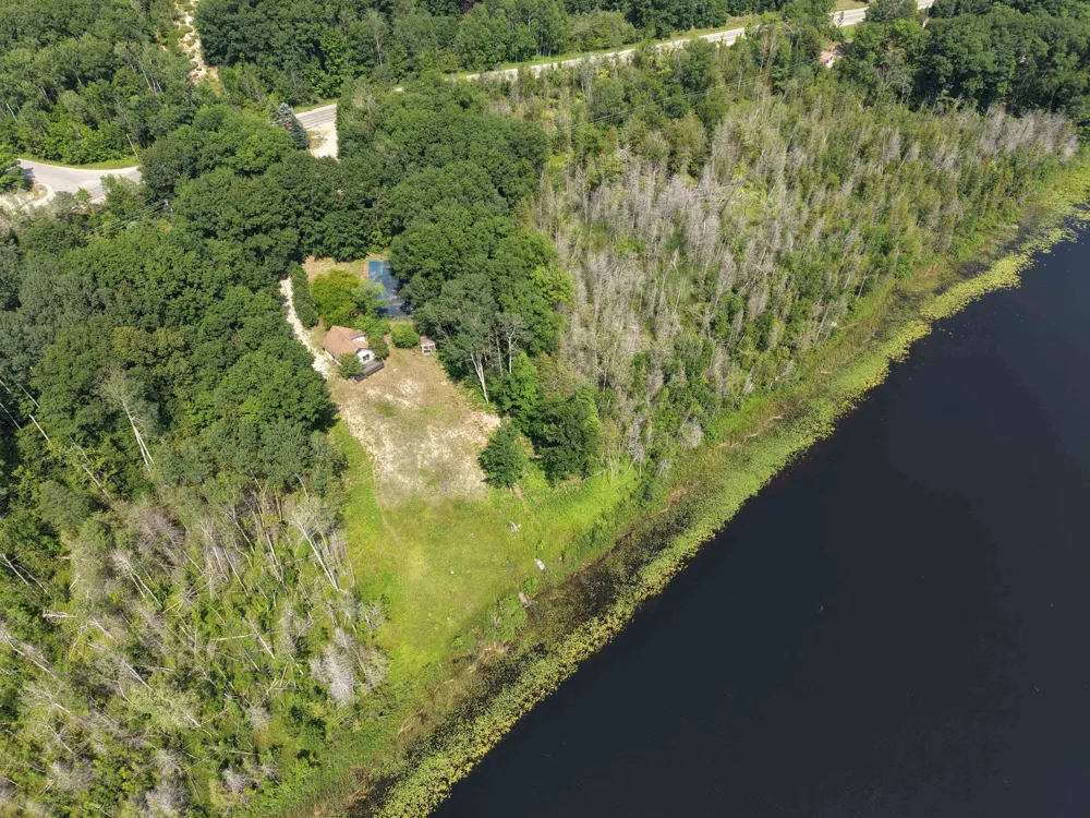 6151 East Jordan Road Banks Township, MI 49729
