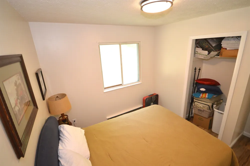 6151 East Jordan Road Banks Township, MI 49729