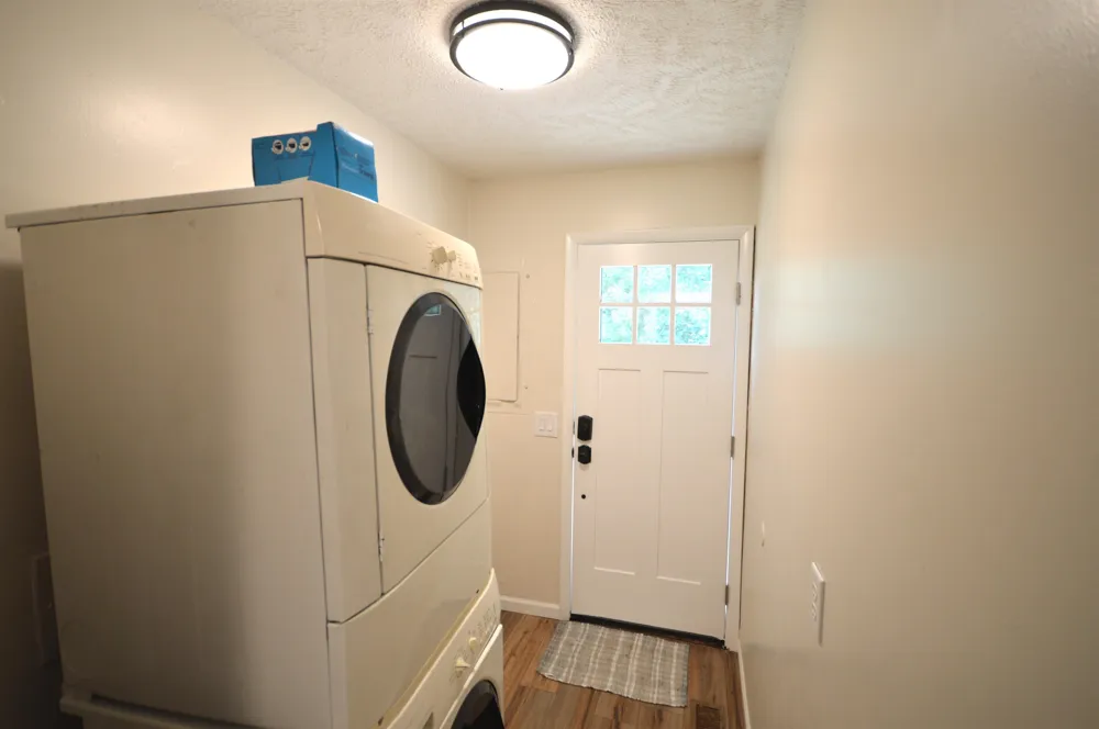6151 East Jordan Road Banks Township, MI 49729