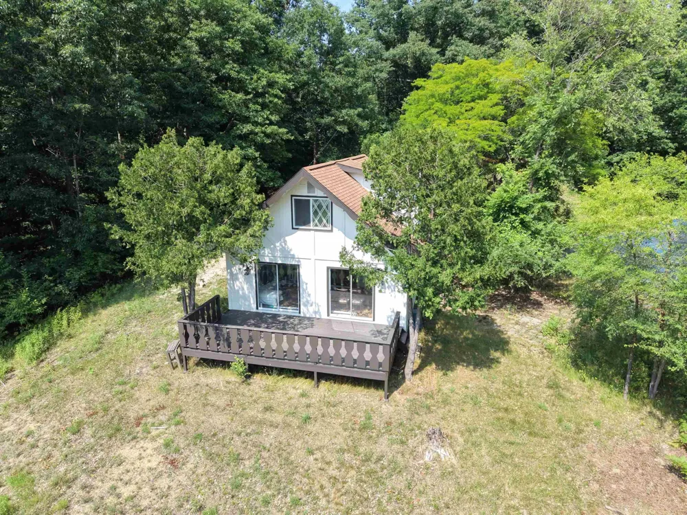 6151 East Jordan Road Banks Township, MI 49729