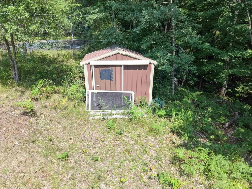 6151 East Jordan Road Banks Township, MI 49729