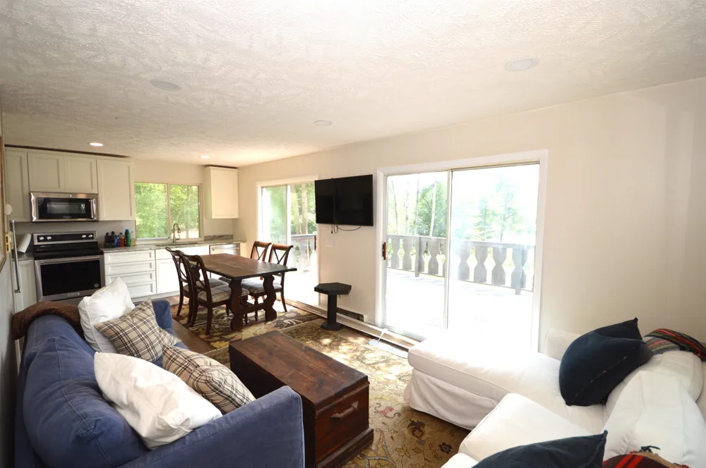 6151 East Jordan Road Banks Township, MI 49729