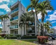 8461 Springtree Dr #104A Sunrise, FL 33351
