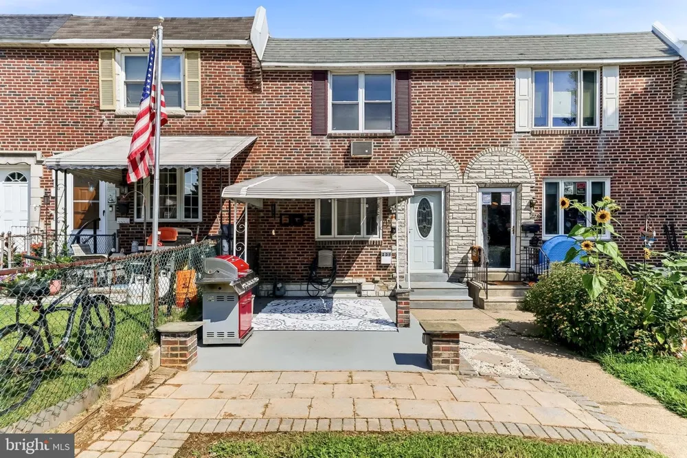 231 W WYNCLIFFE AVENUE Clifton Heights, PA 19018