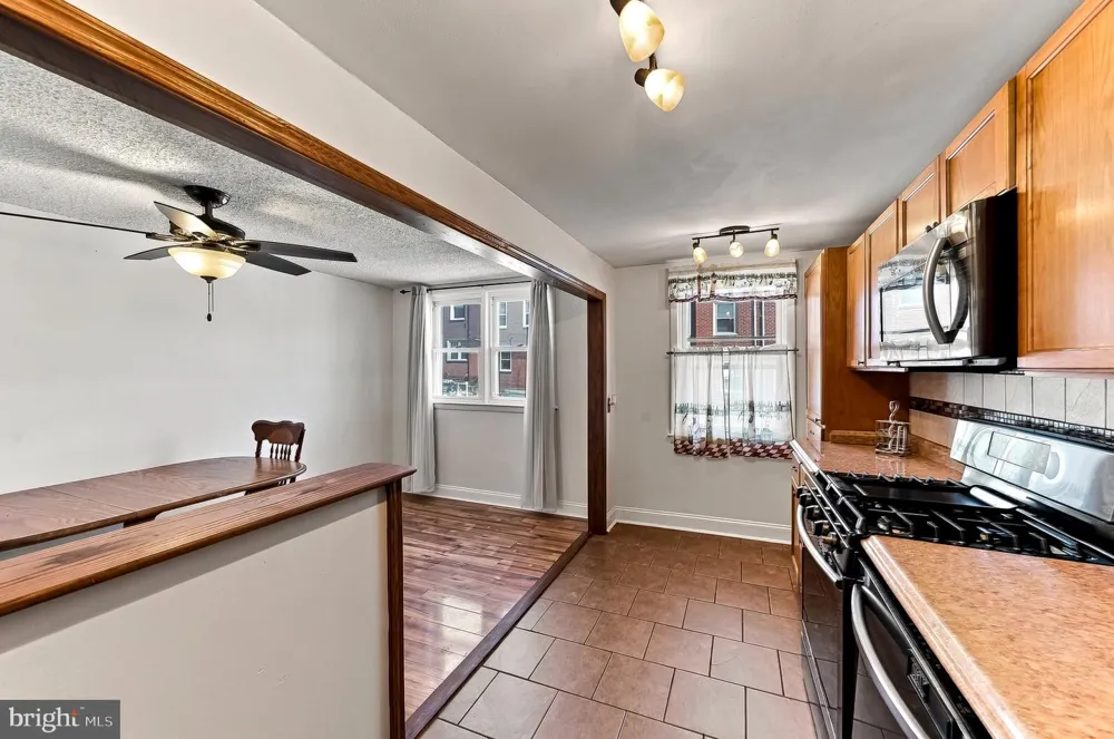 231 W WYNCLIFFE AVENUE Clifton Heights, PA 19018