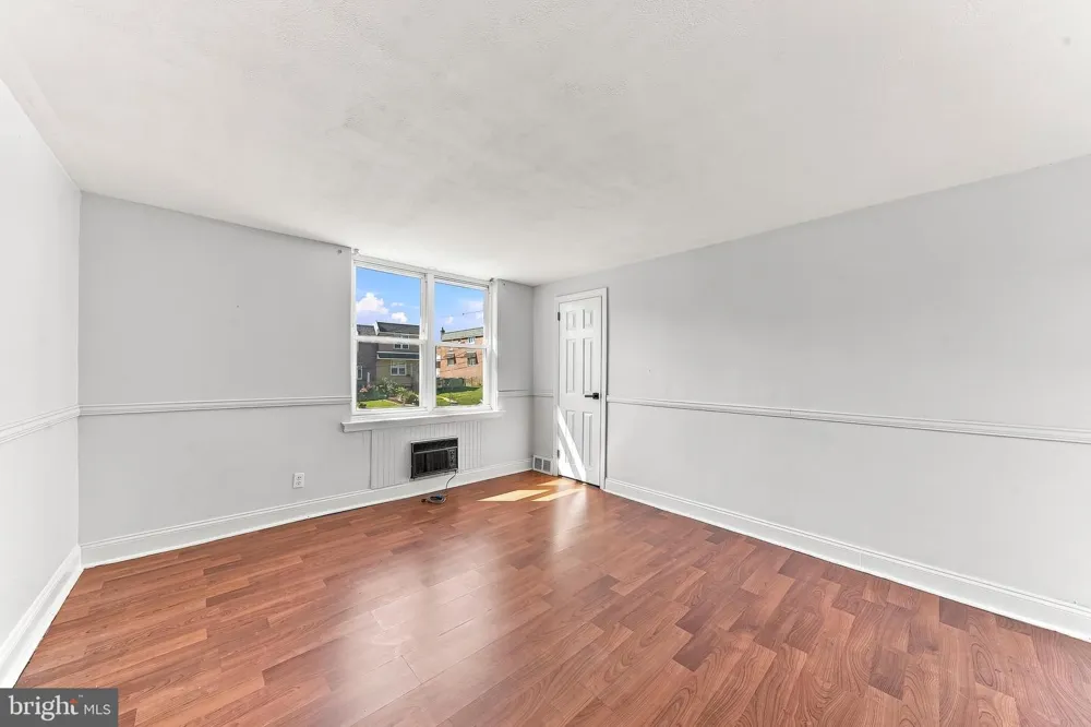 231 W WYNCLIFFE AVENUE Clifton Heights, PA 19018