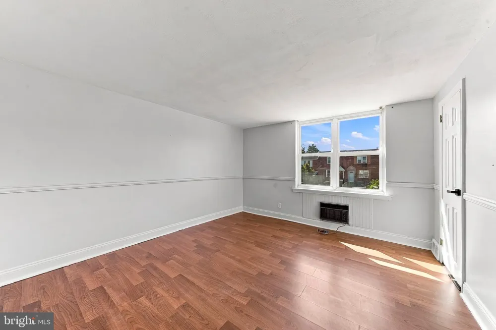 231 W WYNCLIFFE AVENUE Clifton Heights, PA 19018
