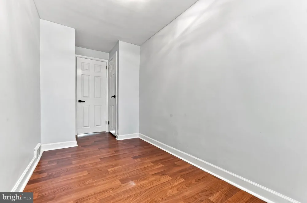 231 W WYNCLIFFE AVENUE Clifton Heights, PA 19018