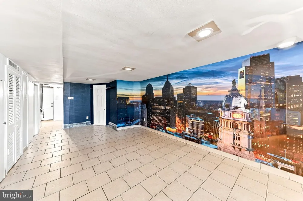231 W WYNCLIFFE AVENUE Clifton Heights, PA 19018