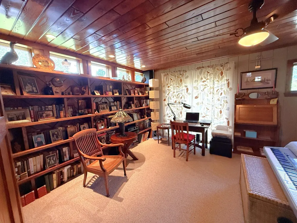 8468 Ahlstrand Road Tower, MN 55790