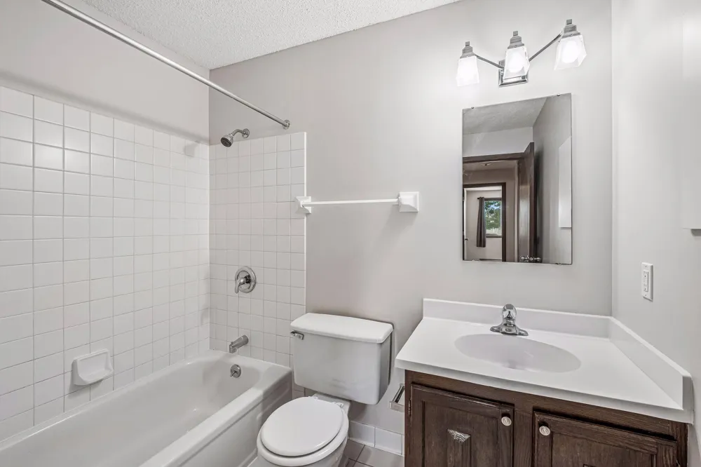 4009 Heritage Hills Drive #207 Bloomington, MN 55437