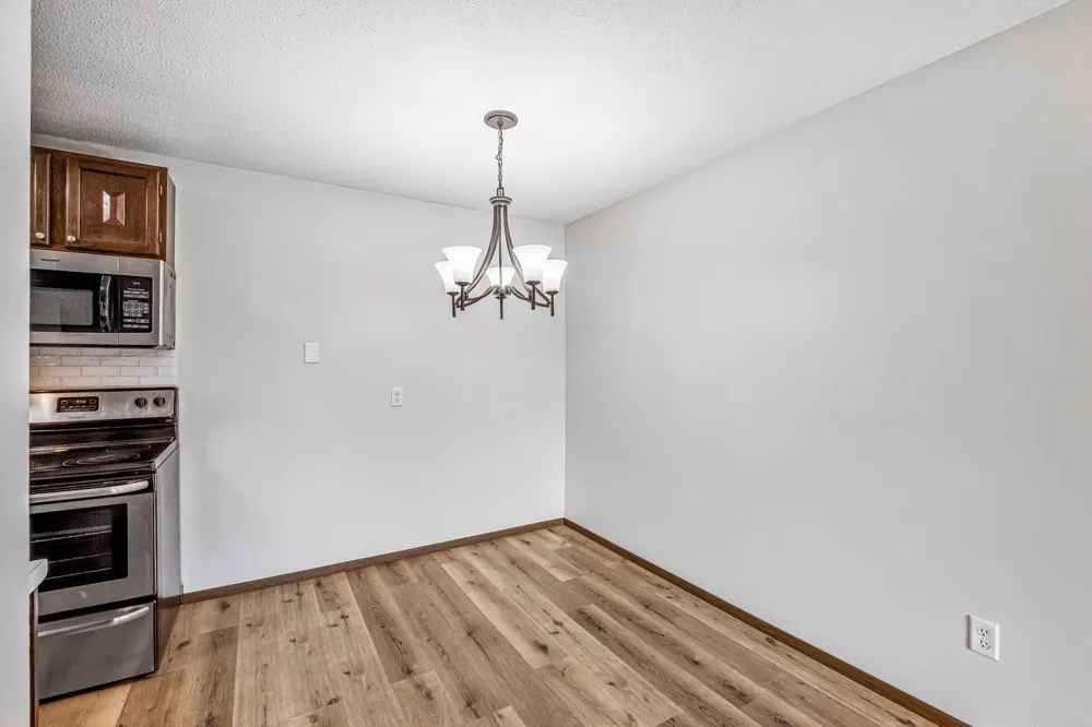4009 Heritage Hills Drive #207 Bloomington, MN 55437