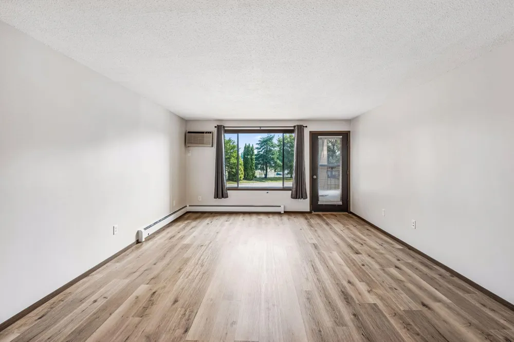 4009 Heritage Hills Drive #207 Bloomington, MN 55437