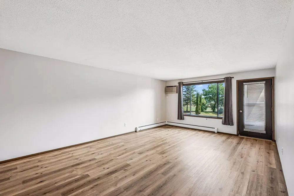 4009 Heritage Hills Drive #207 Bloomington, MN 55437
