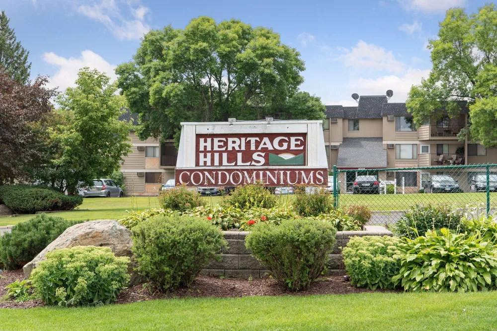 4009 Heritage Hills Drive #207 Bloomington, MN 55437
