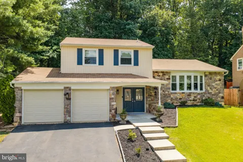 335 FOX HOLLOW DRIVE