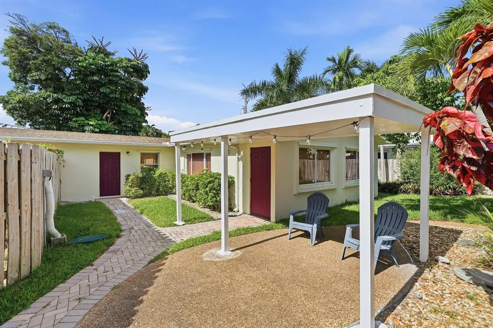 2713 NE 33RD AVENUE Fort Lauderdale, FL 33308