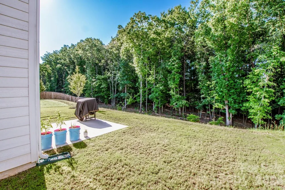 119 Brixham Loop Troutman, NC 28166