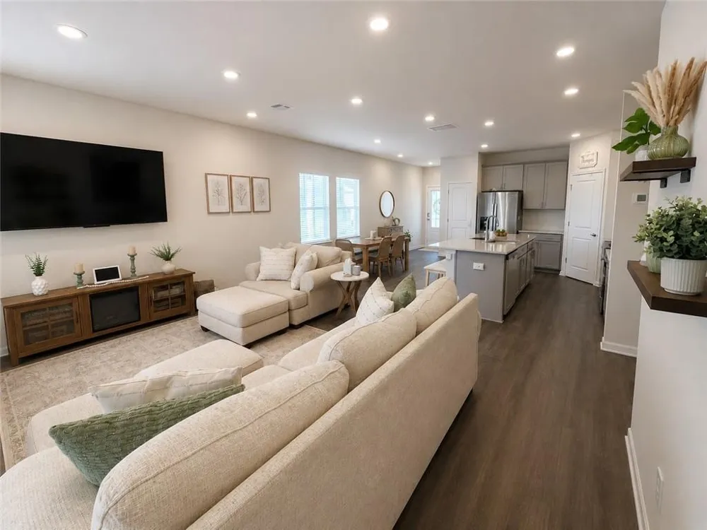 6395 Apalachee Way SE Smyrna, GA 30126