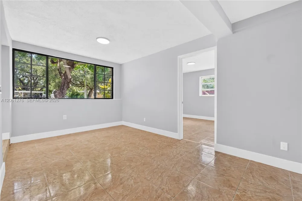 4011 SW 32nd St West Park, FL 33023