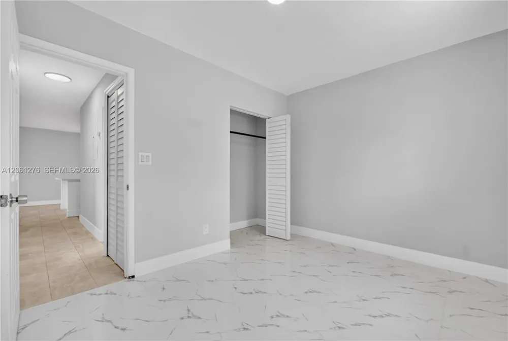 4011 SW 32nd St West Park, FL 33023