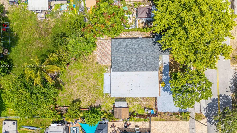 4011 SW 32nd St West Park, FL 33023