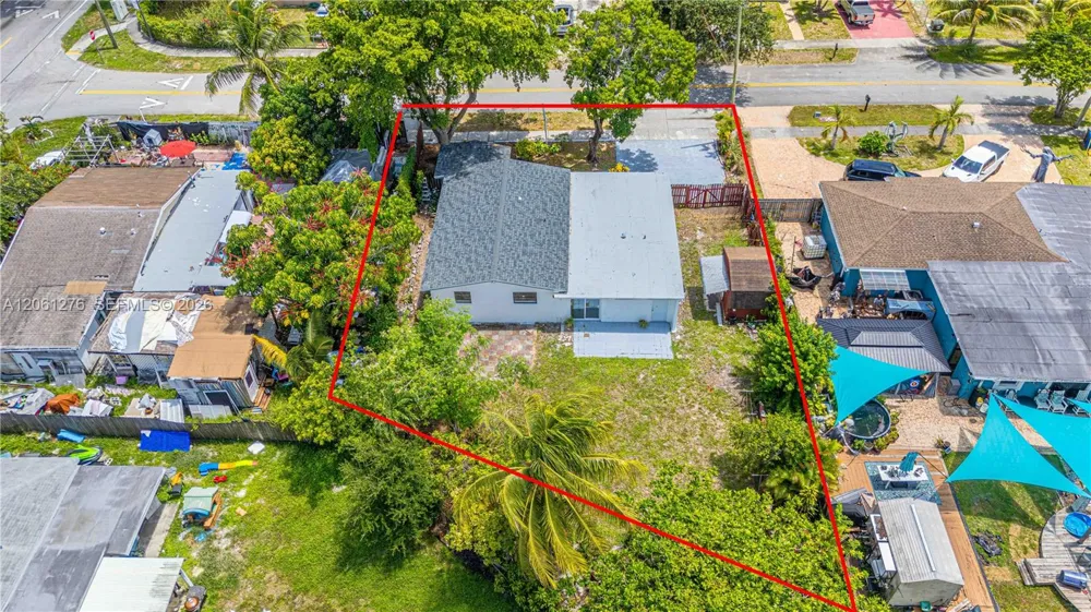 4011 SW 32nd St West Park, FL 33023