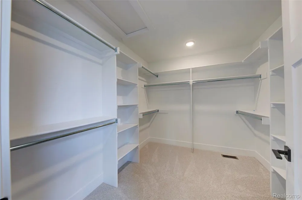 664 Round Rock Marion Township, MI 48843