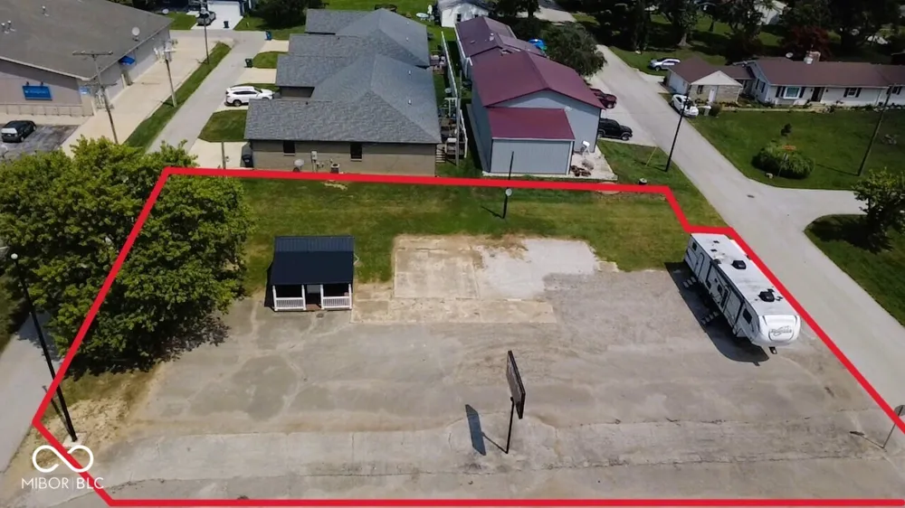 221 E Pat Rady Way Bainbridge, IN 46105