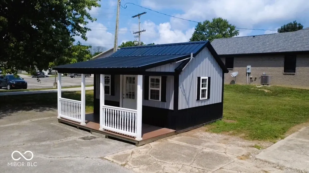 221 E Pat Rady Way Bainbridge, IN 46105